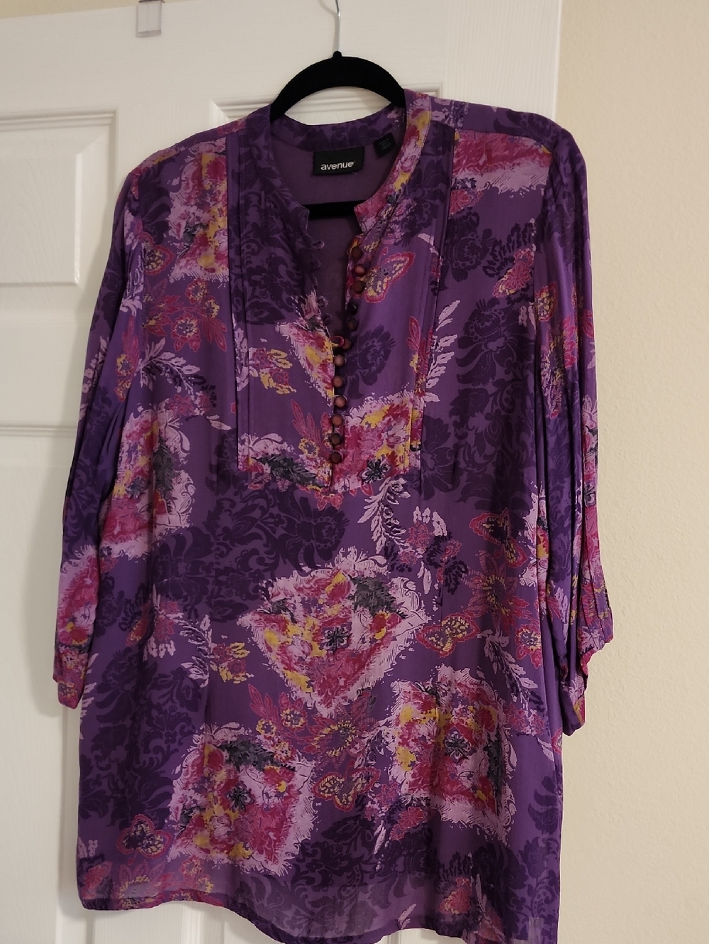 Avenue Purple Floral Button-Front Tunic Top